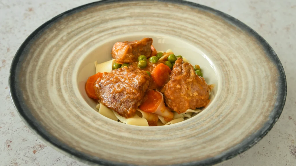 Teletina u umaku s graškom