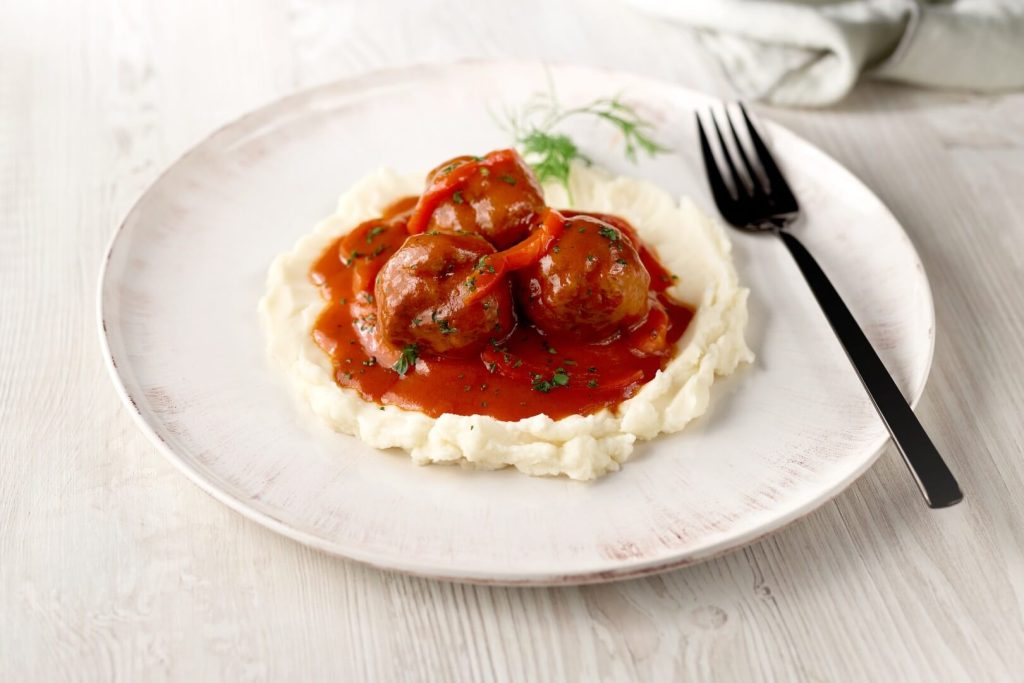 Mesne okruglice u mediteranskom umaku